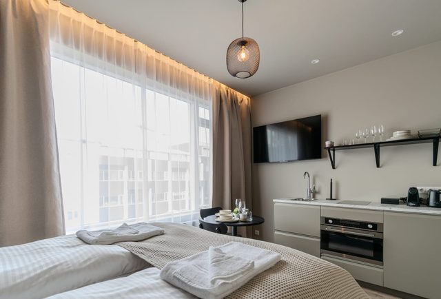 Frost Apartments - Superior Studio