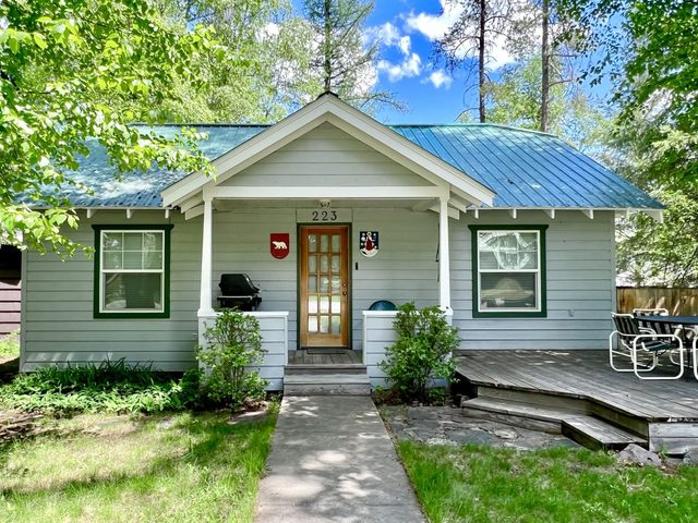 Wonderful West Glacier Basecamp Property — Columbia Falls, MT