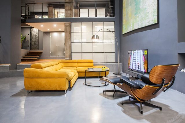 Stylish Industrial Loft next to Acropolis Museum — Athina, Attica