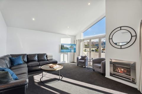 Treble Cone Views - 2 Bedroom Apartment