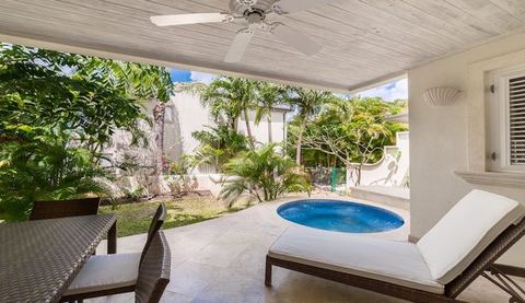 Battaleys Mews No. 24 – Refined West Coast Living Near Mullins Beach