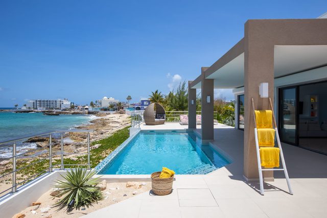 Villa Alma – Modern Sea View Villa in Beacon Hill, St. Maarten