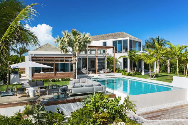 Villa Cabuya | Contemporary Beachfront Luxury in Blue Cay Estate