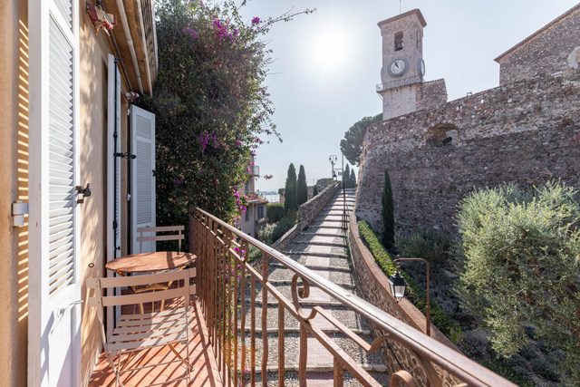 Suquet Townhouse - Unique and charming townhouse with rooftop close ton congress center in Cannes