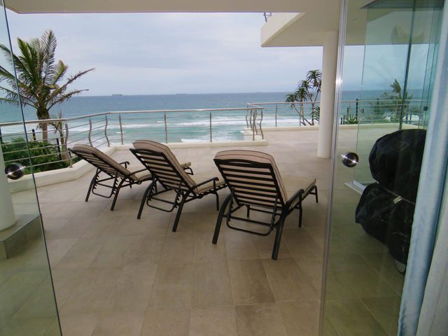 CASA PLAYA 2 — uMhlanga, KwaZulu-Natal