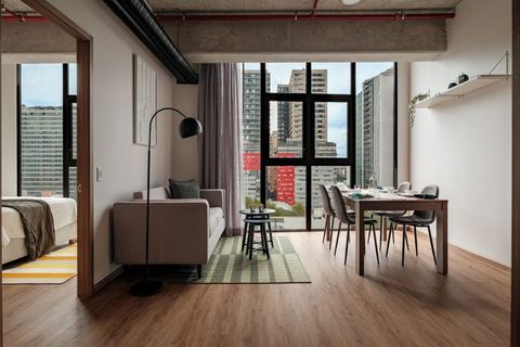 Premium 1.5 Bedroom in Brand New Luxury Tower