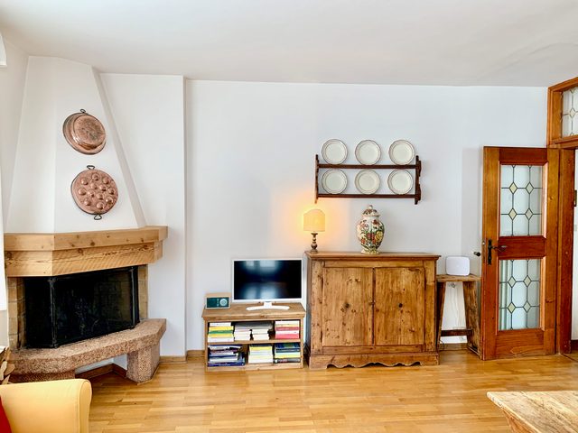 Cozy flat with direct access to garden