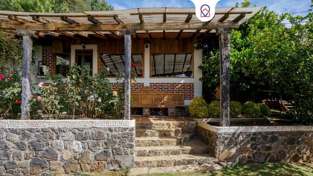 Cabaña Colibrí surrounded in Nature w Lake View — Zirahuén, Michoacán