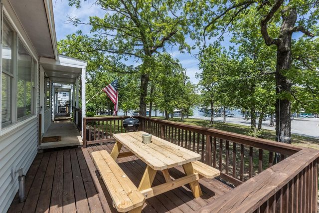 Wake Zone @ Lighthouse Lodge – Lake Views & Easy Water Access! — Kimberling City, MO
