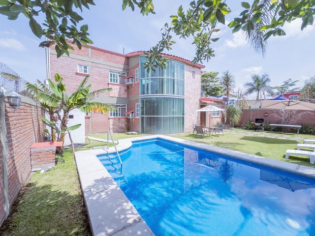 New Family House in Cocoyoc: Pool & BBQ Area