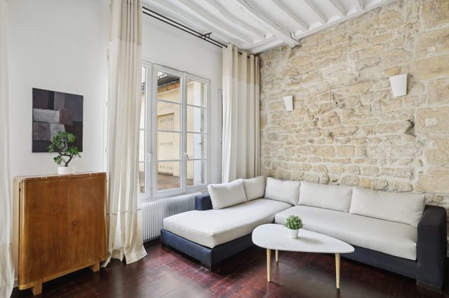 Spacious 2BR in The Heart of Saint Germain