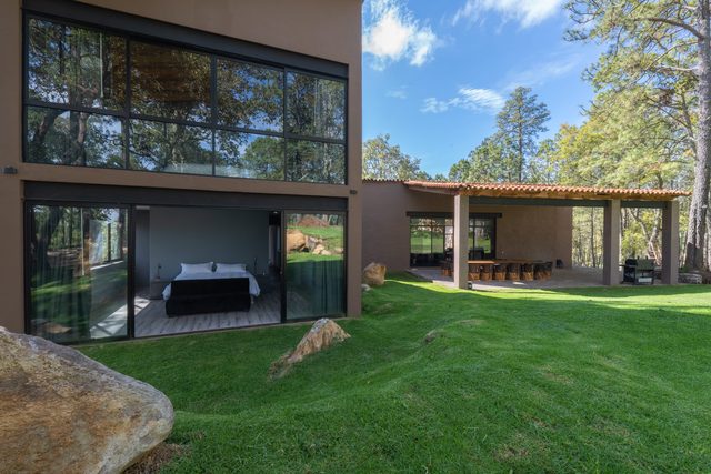 Atemajac Getaway, Big House & Garden