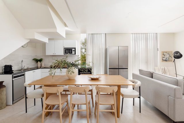The J - Luxury Huge Duplex With Balcony By LOCALZ