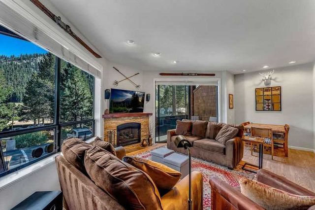 Palisades Condo – Walk to Ski Lifts, Mtn Views
