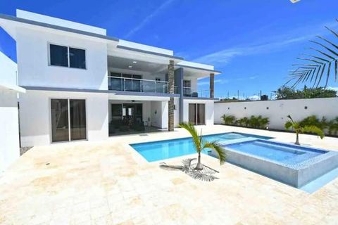 Modern Vacation Paradise Villa with Private Pool