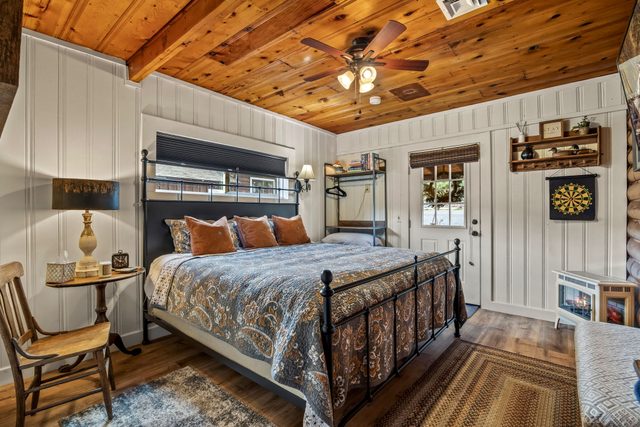 Cottage Room on Main — Greer, AZ