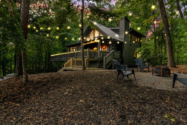 Downward Dog Lodge