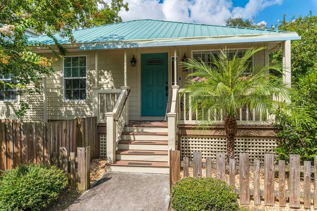 Weeden Cottage l Walk to DNTN l Dog Friendly