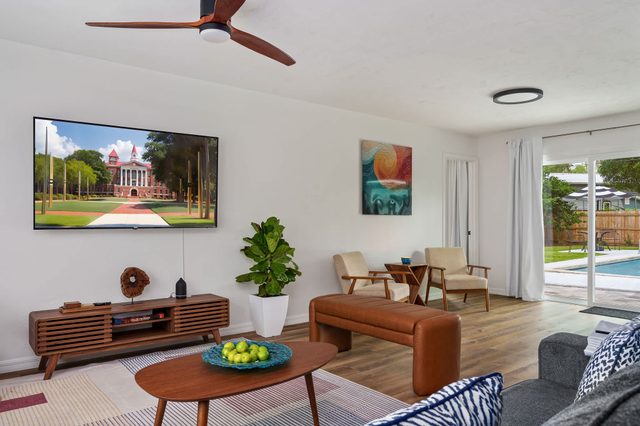 The Monterey | Private Pool • Grill • 4 King Beds — Gainesville, FL