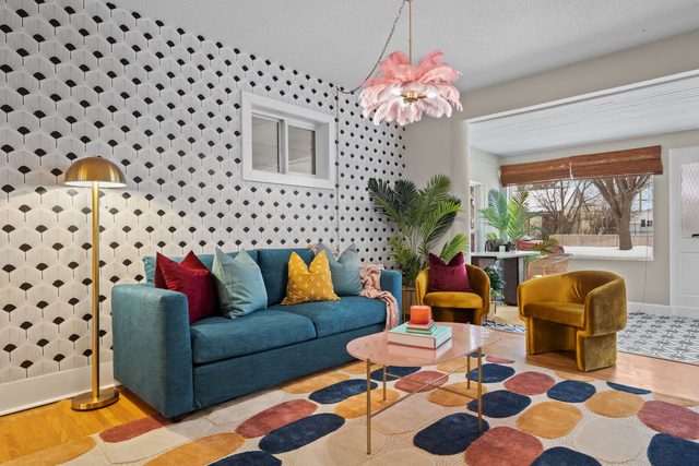 That 70's Show | 2 Bed Retro Getaway | BBQ & More!