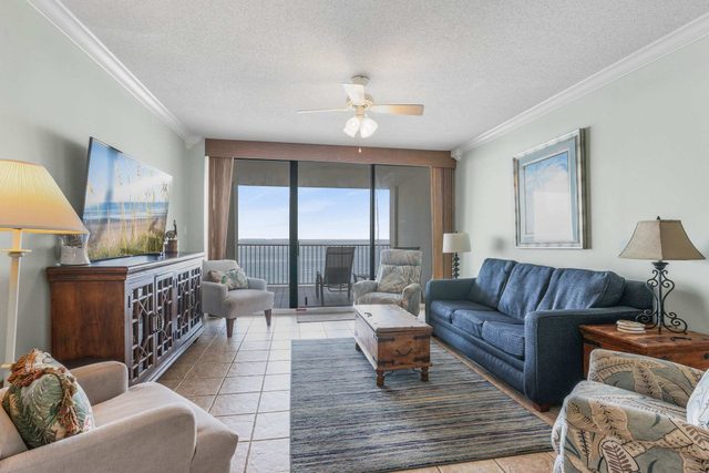 Pelican Pointe1204: 3BR/ 2BA, gulf-front.