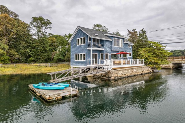 Oceanfront Dock Escape ~ Kayaks & Paddleboards — Gloucester, MA