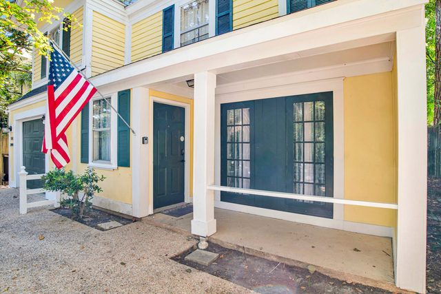 Near Downtown and Cornerstone - Southern Sunshine — Mobile, AL