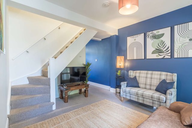 Stylish 2-Bedroom House in the Heart of Cambridge