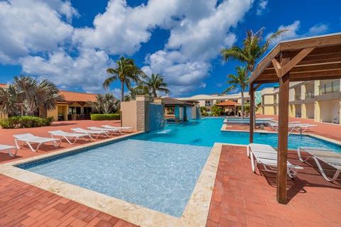 2 bedroom 2 bath condo at The Pearl! Dates Available!