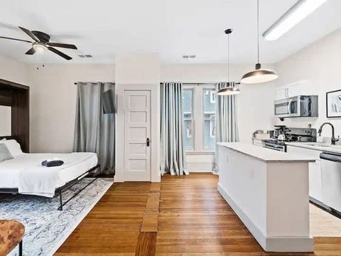 Cleveland Studio Retreat - Step to Clinic — Cleveland, OH