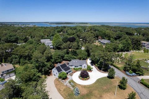 Beautifully Renovated w/ Access to Beach!