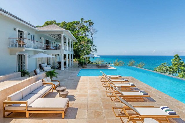 Aquamarina Villa