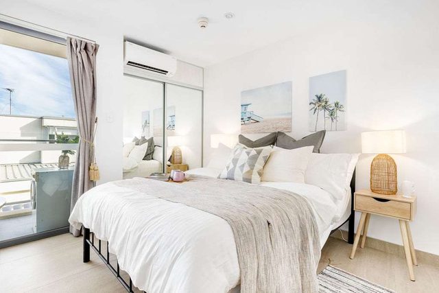 Stylish Studio Steps from Bondi Shoreline
