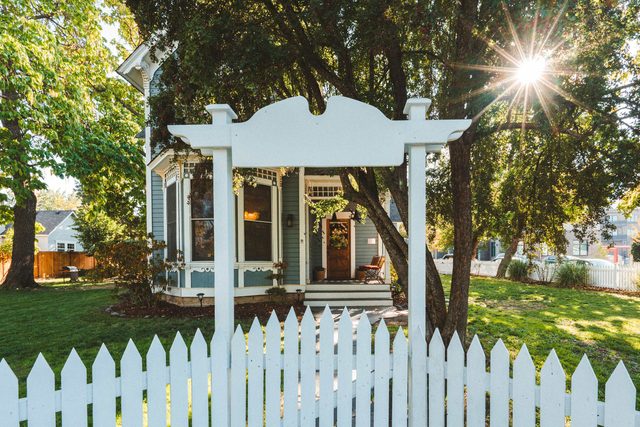 2BR Ashland Retreat: Steps to Shakespeare — Ashland, OR