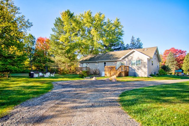 Stargazer Meadows • Firepit | BBQ | Ideal Location