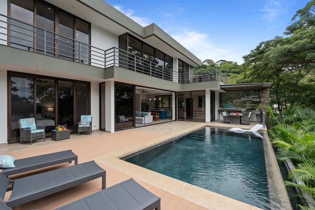 Infinity Pool Villa with Panoramic Ocean Views