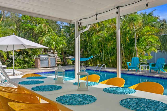 Heated Pool, Air Hockey & 5BR — 12 Min to AMI — Bradenton, FL