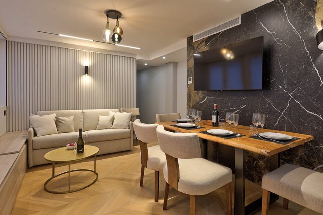 Sublime AC Apartment Eiffel Tower Champs de Mars