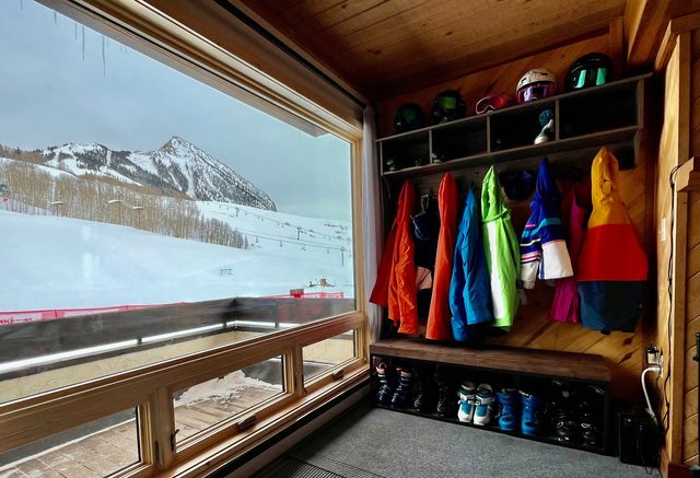 First Tracks CB, Slopeside, true ski in/out above kids ski school! — Mount Crested Butte, CO