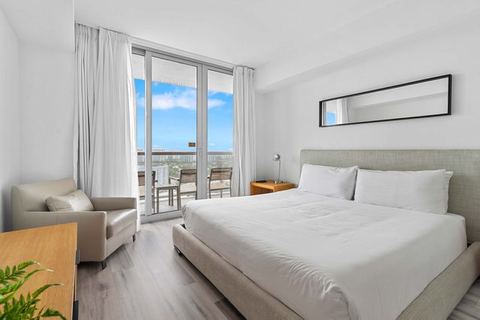 Deluxe Apartment with Balcony, Gym & Pool