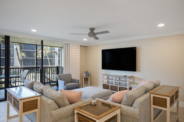 Sundial N203 | Upscale Residence with Den and Private Cabana | Sleeps 8 | Pool Open!