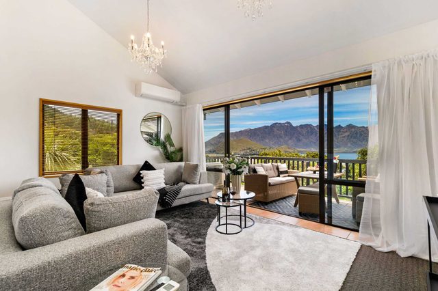 3 King Bed Lake View Central Stylish Apartment