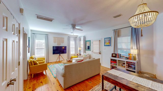 Snowbird Rates The Rookery beach nearby sleeps 8!