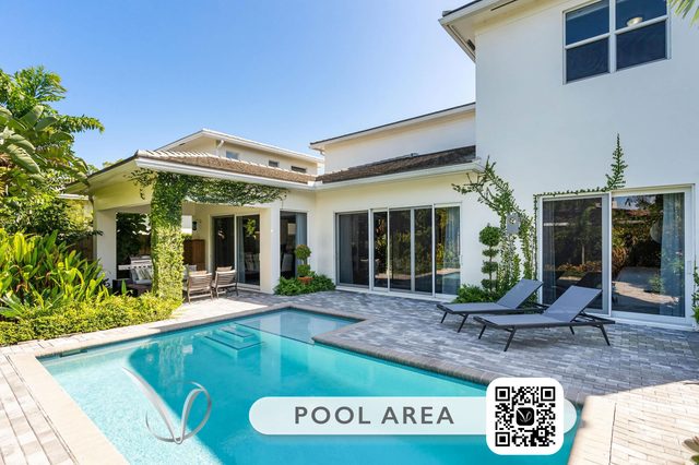 Villa Magnolia- 2 story w/ heated pool, by VIAC — Fort Lauderdale, FL