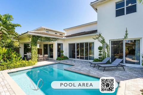 Villa Magnolia- 2 story w/ heated pool, by VIAC