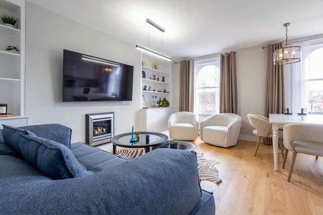 Elegant Designer Apartment on Abbey Road St Johns Wood — London, England