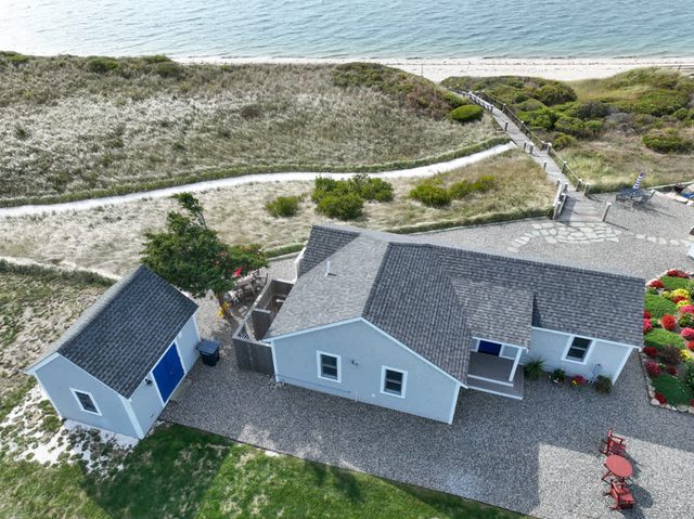 Beachfront on Private Beach w/ AC!