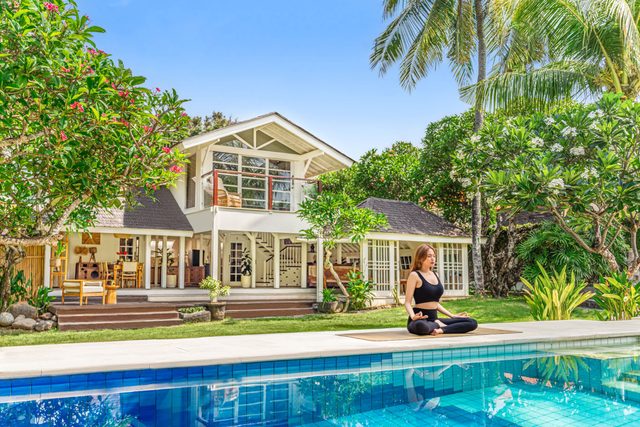 Villa Verona - Right behind Beach, Lush Garden — Kuta Utara, Bali