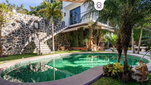 Cozy House with Pool | 3 Bedrooms