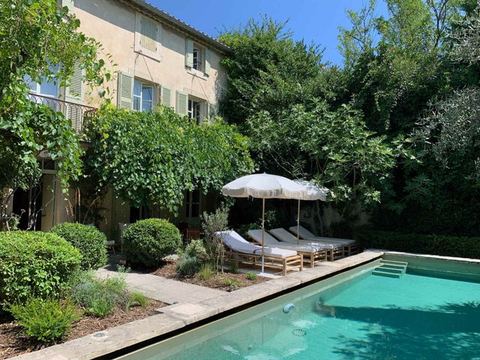 Villa Maillane, 18th century residence completely renovated — Maillane, Provence-Alpes-Côte d'Azur